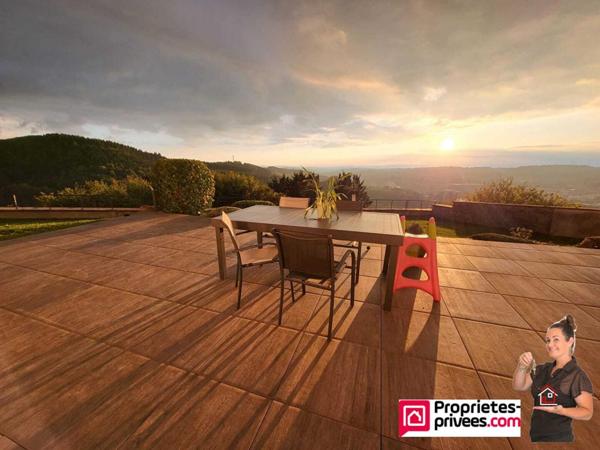 Maison Bourg De Thizy 4 pièce(s) 111 m2