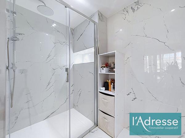 Appartement 2 pièces Dernier étage Résidence récente Vue dégagée et prestations de qualité