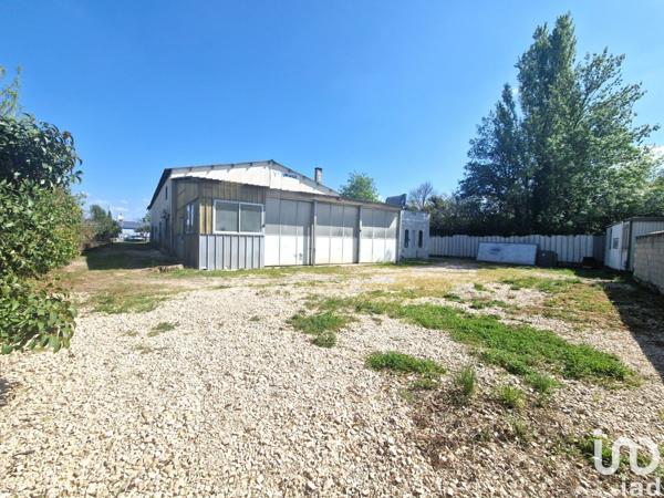 Hangar à vendre 781 m² Avignon