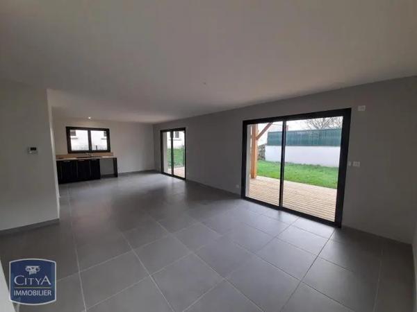Maison à louer 3 pièces 76.86m² Renaison (42370)