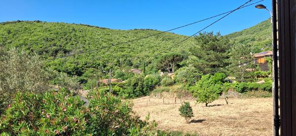 Maison 120m2 avec jardin et caves LE BOUSQUET D'ORB