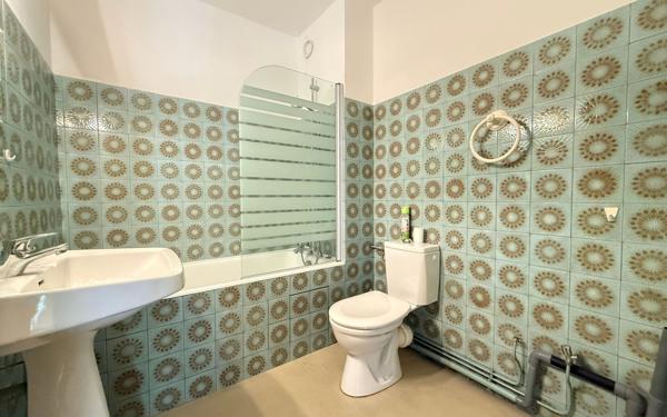 Appartement à vendre    1 pièce •  Saint-Palais-sur-Mer