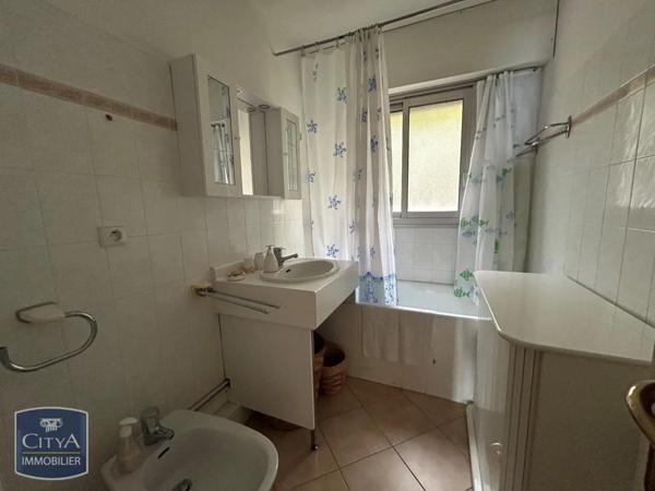 Appartement à louer 3 pièces 70.09m²