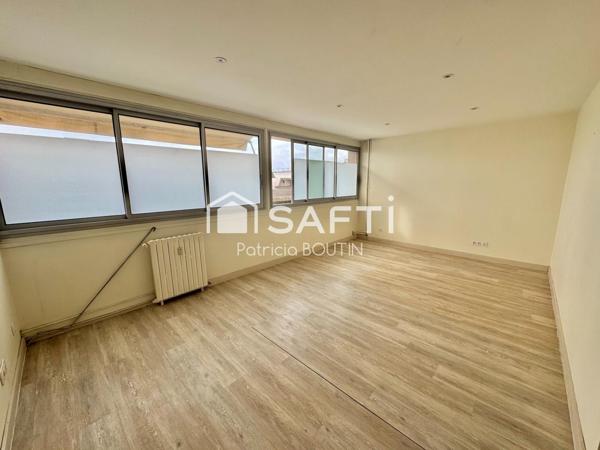 APPARTEMENT UNE CHAMBRE POSSIBILITÉ D'EN FAIRE TROIS A NIORT