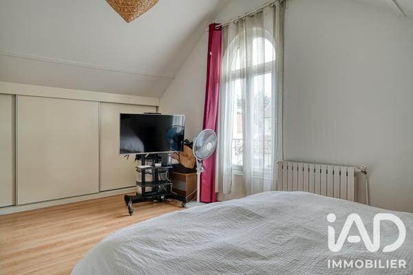 Maison à vendre 5 pièces 101 m² Saint-Brice-sous-Forêt