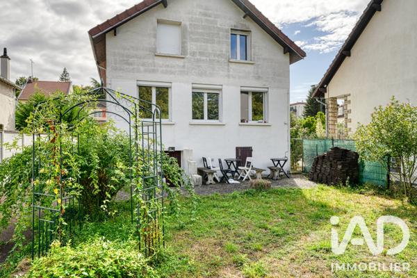 Maison à vendre 5 pièces 101 m² Saint-Brice-sous-Forêt