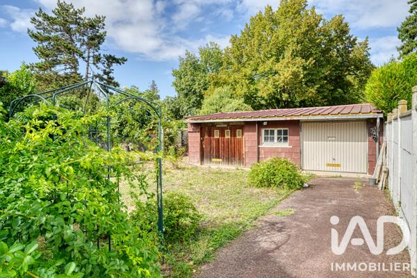 Maison à vendre 5 pièces 101 m² Saint-Brice-sous-Forêt