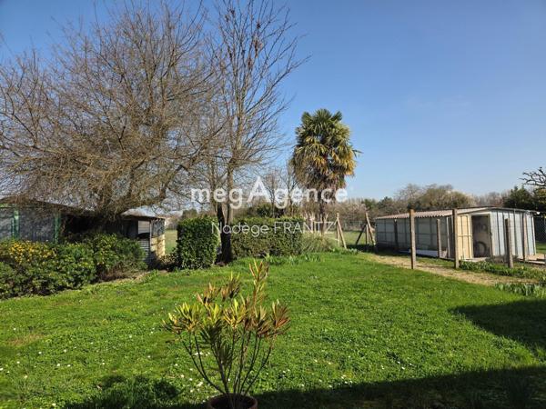 Maison à MATHA, 17160 - 4 pièces 73m²