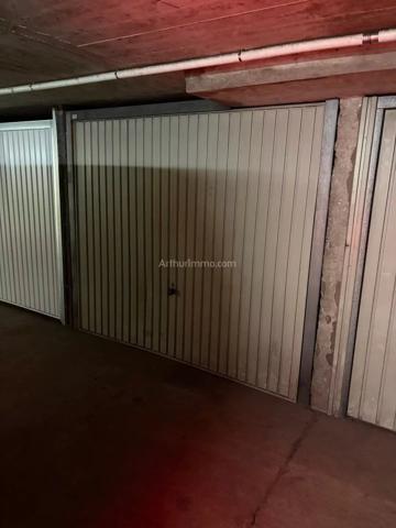 Vente                                                      Appartement
                        
                     4 pièces                      77 m2                     à Boussy-Saint-Antoine