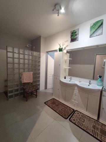 Appartement Sartène - 3 chambres - 99 m² - proche centre ville