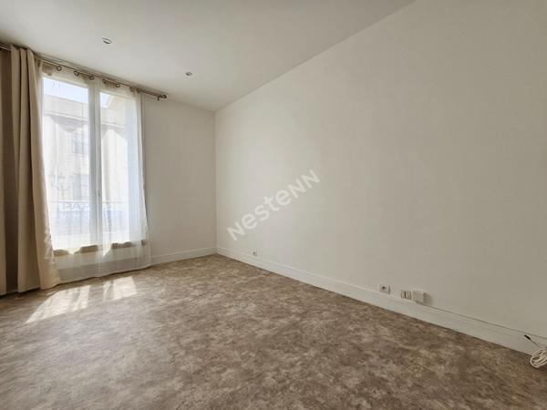 Puteaux : À vendre Hyper-Centre Ville , Appartement  de 2 pièces de 35m² avec Cave