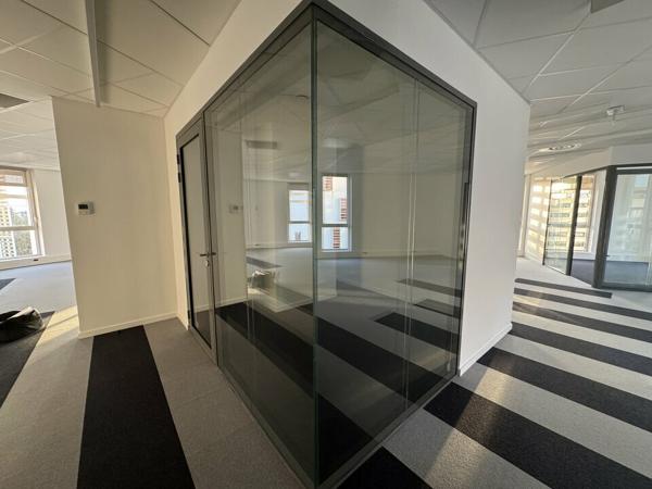 TOURS NORD BUREAUX A LOUER 227 M² 5 PARKINGS
