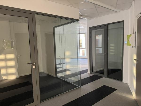 TOURS NORD BUREAUX A LOUER 227 M² 5 PARKINGS