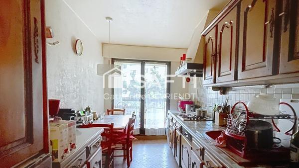 VERSAILLES - 90M² - 2/3 CH - BALCON - PARKING