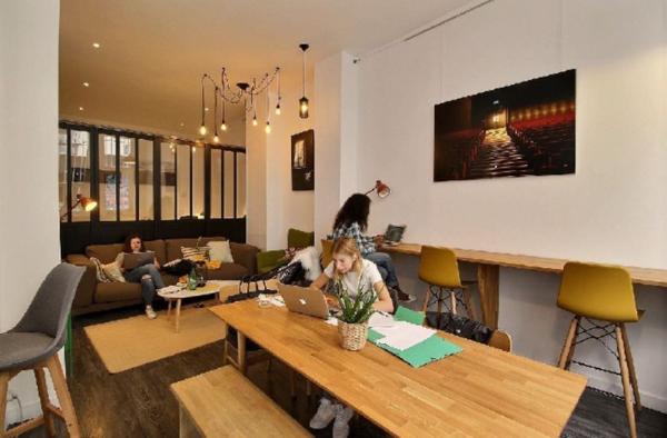 Bureaux à louer à PARIS 75011