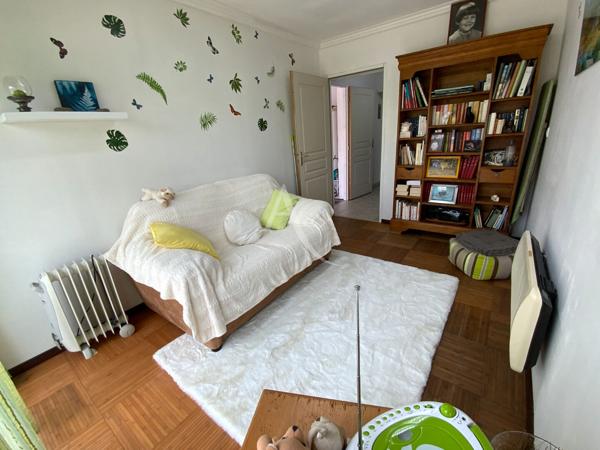 Maison sur SAINTES de plain pied 5 chambres
