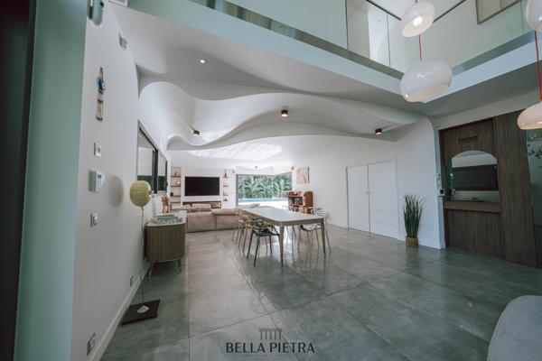 Castries (34160) Propriété 10 pièces de 400m²