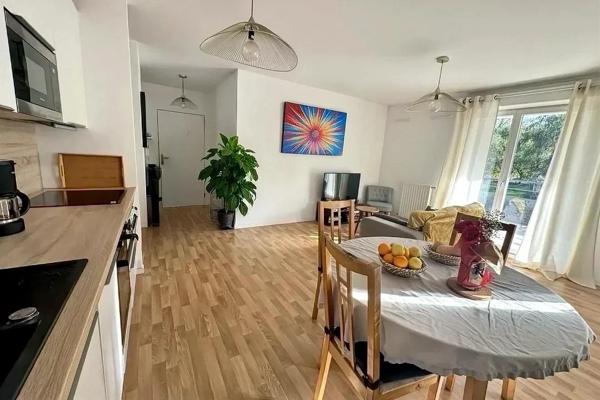 A VENDRE NANTES ZOLA PROCE Appartement T4  au calme avec balcon