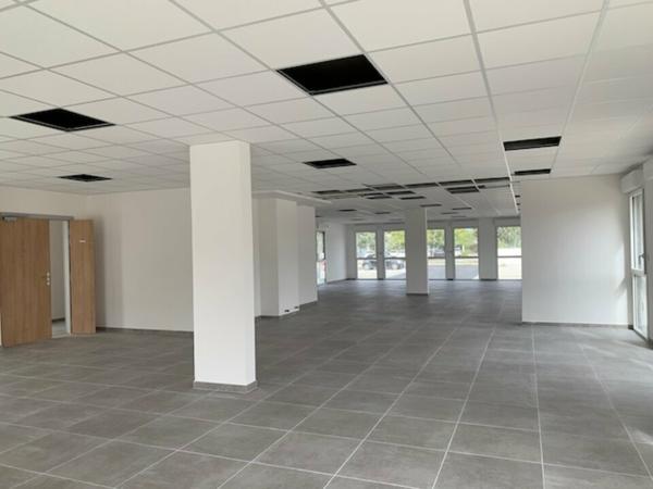 Bureaux neufs à louer à Avignon Agroparc avec ascenseur et parking mutualisé