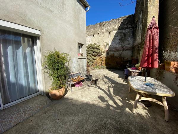 Dpt Gers (32), à vendre BARCELONNE DU GERS maison P7 de 160 m² habitables + grange attenante sur 250 m² de terrain