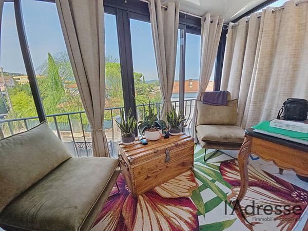 MAGNIFIQUE VILLA RENOVEE 130 M² MANDELIEU