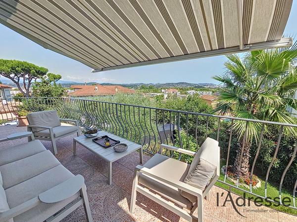 MAGNIFIQUE VILLA RENOVEE 130 M² MANDELIEU