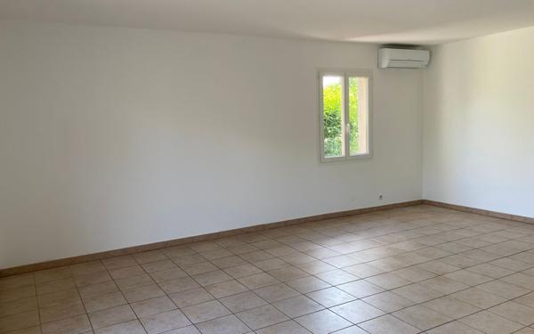 Maison à louer    4 pièces •  Villeneuve-lès-Avignon