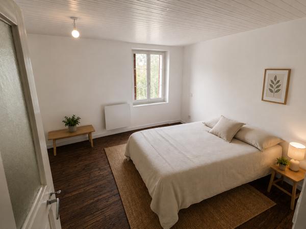 Maison d'habitation en pierre apparentes habitable de suite de 77 m2 +25m2