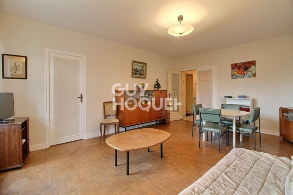 CHAVILLE RIVE DROITE APPARTEMENT 3P TRAVERSANT AVEC VUE DEGAGEE