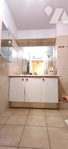 UZES Appartement T3 dans une résidence sécurisée avec garage