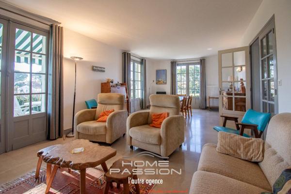 SAINT PALAIS/MER - VILLA SUR PARC DE 4485m2