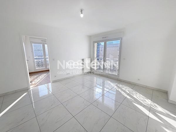 EXCLUSIVITE : APPARTEMENT DE 3 PIECES EN DUPLEX NEUF A CHILLY-MAZARIN PROCHE T12, BUS 297 , COMMERCES ET ECOLES