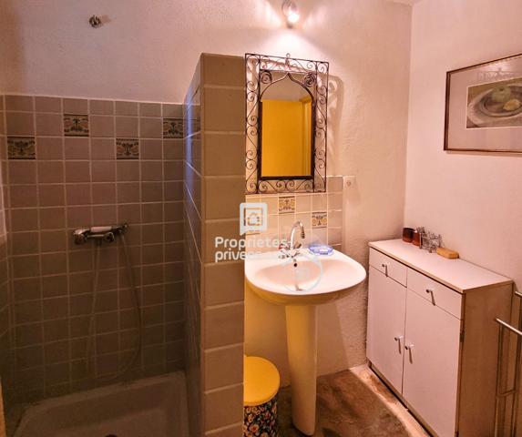 Mas  typiquement cévenol - Malbosc (limite Gard/Ardèche) 215 m² | 8 pièces | Terrain  17 497 m²| Piscine