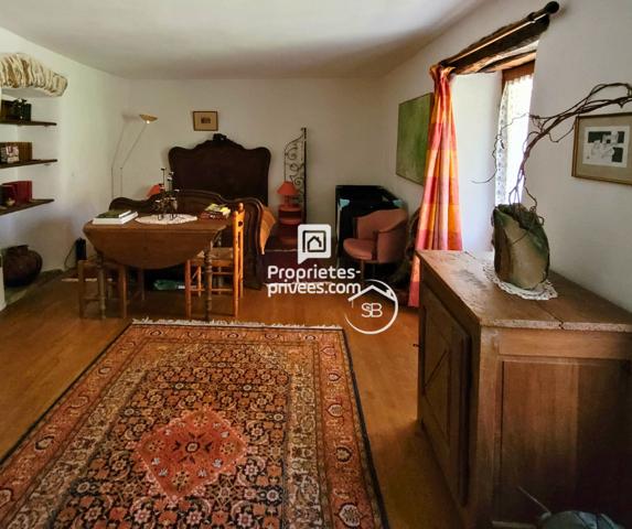 Mas  typiquement cévenol - Malbosc (limite Gard/Ardèche) 215 m² | 8 pièces | Terrain  17 497 m²| Piscine