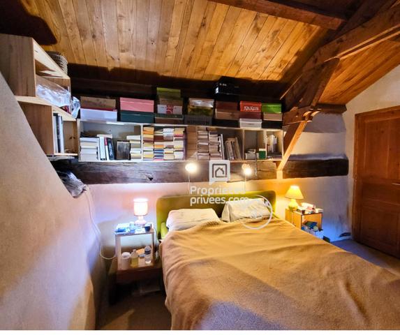 Mas  typiquement cévenol - Malbosc (limite Gard/Ardèche) 215 m² | 8 pièces | Terrain  17 497 m²| Piscine