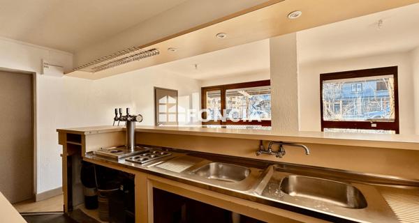 À vendre Local commercial 336 m² - Bourg-saint-maurice 73700