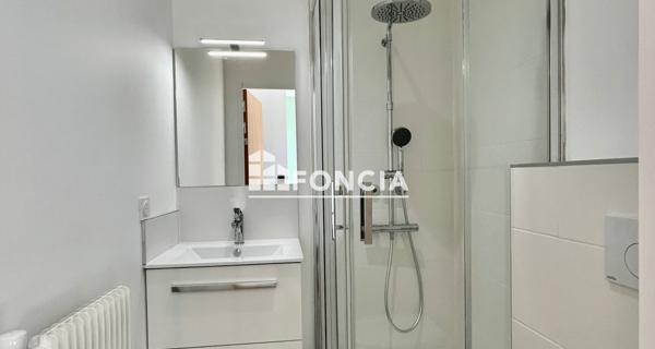 À vendre Local commercial 336 m² - Bourg-saint-maurice 73700