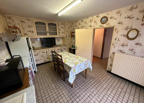 Maison à vendre    7 pièces •  Combles-en-Barrois