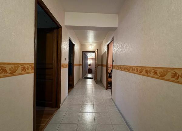 Maison à vendre    7 pièces •  Combles-en-Barrois