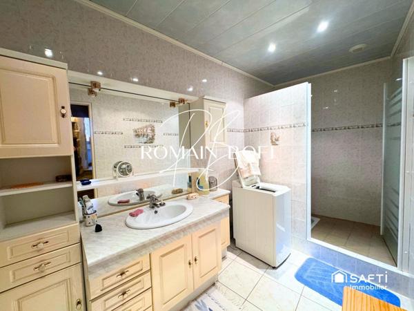 Maison 5 pièces de 120m2 avec une cour