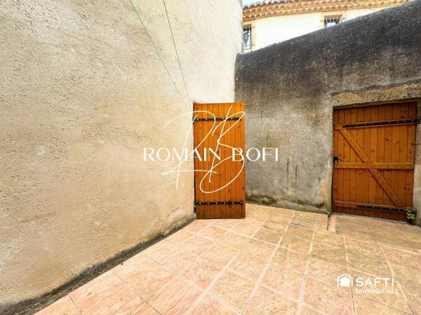 Maison 5 pièces de 120m2 avec une cour