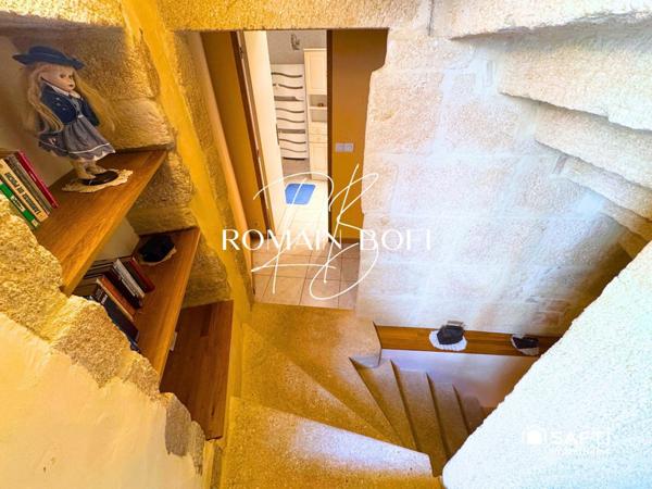 Maison 5 pièces de 120m2 avec une cour