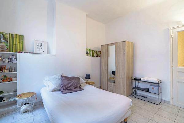 A vendre Appartement T3 de 54 m² à MARSEILLE 1ER ARRONDISSEMENT