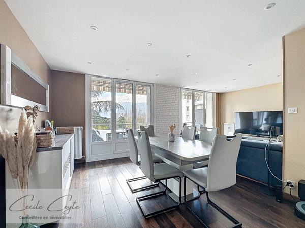 SAINT MARTIN D'HERES (38) Appartement 5 pièces sans travaux, Résidence Hermitage