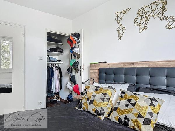 SAINT MARTIN D'HERES (38) Appartement 5 pièces sans travaux, Résidence Hermitage