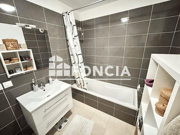 Location Appartement 3 pièces 77.4 m² - 30B IMPASSE JABOULET Tain L'hermitage 26600