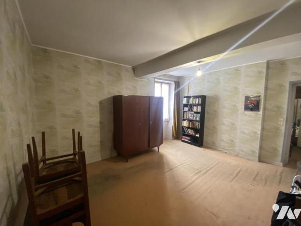 Justices Type 6 avec garage