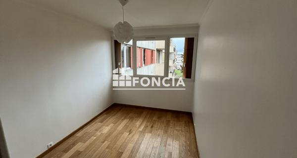Location Appartement 4 pièces 71.97 m² - Palaiseau 91120