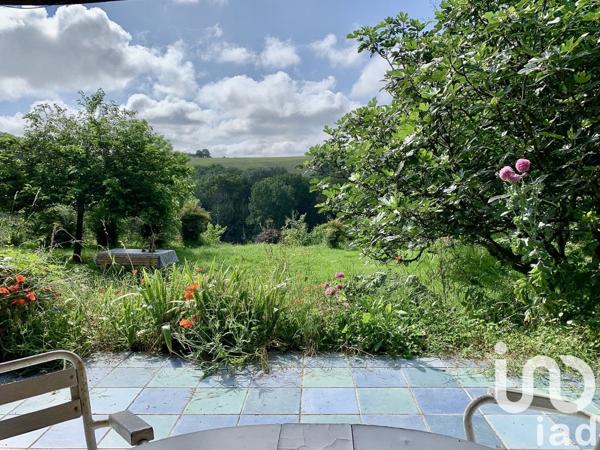 Domaine 11 pièces de 470 m² à Bussière-Badil (24360)