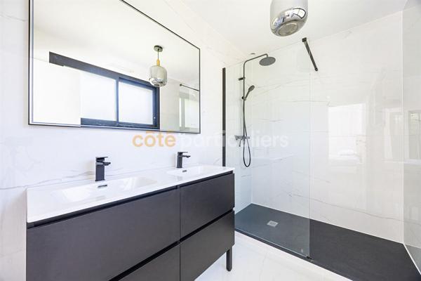 Vente
                Maison191,15 m² - 7 Pièces -
                    SAUTRON (44880)